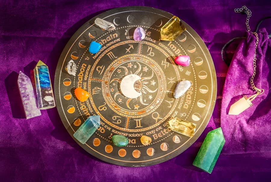 ¿Cómo funcionan los rituales mágicos en Magia Todo Día?